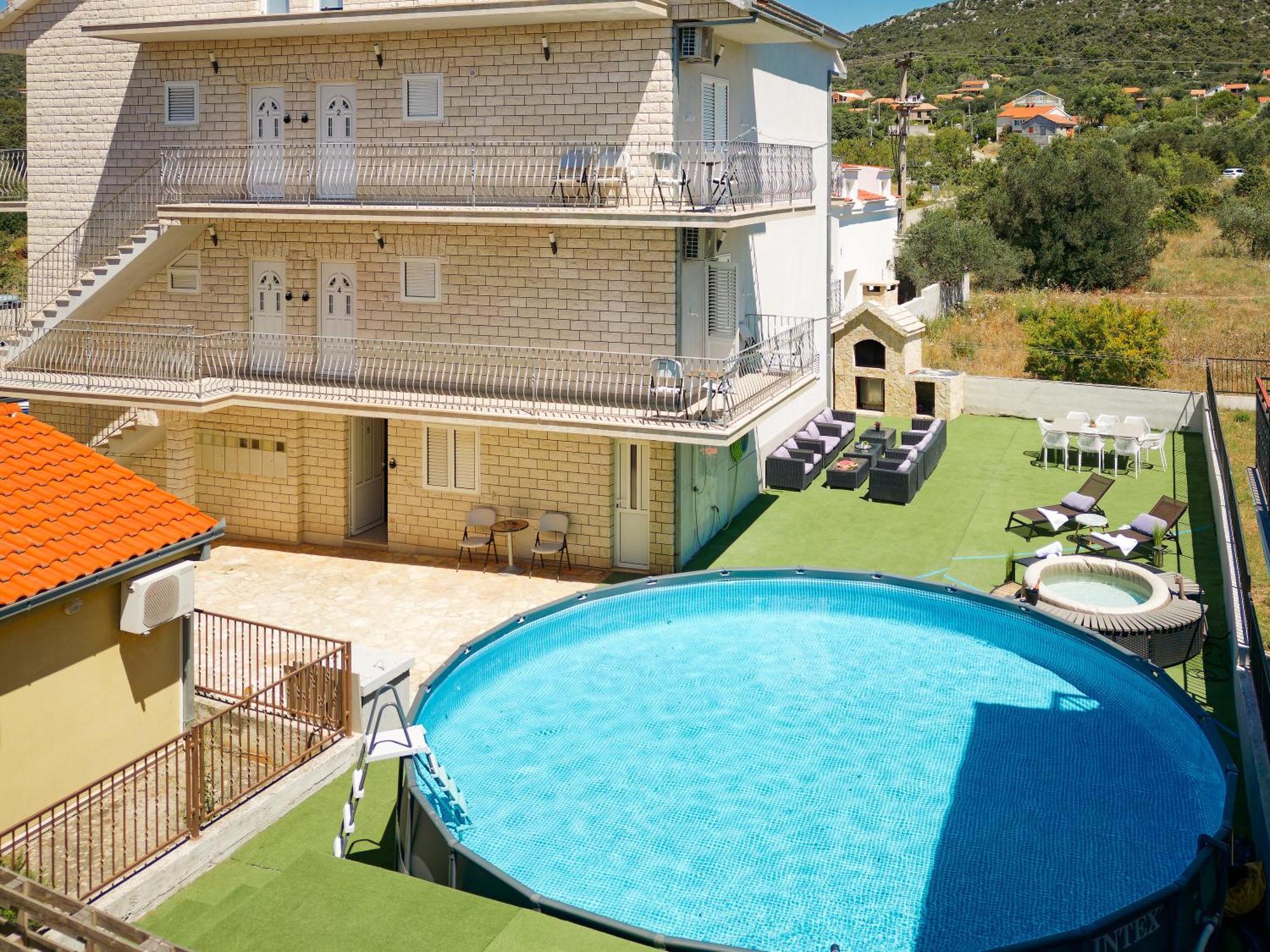 Sun Spalato Mastrinka Vinišće Buitenkant foto